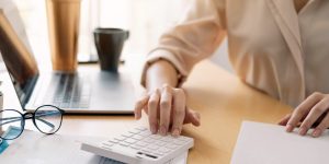 An accountant working on small business bookkeeping