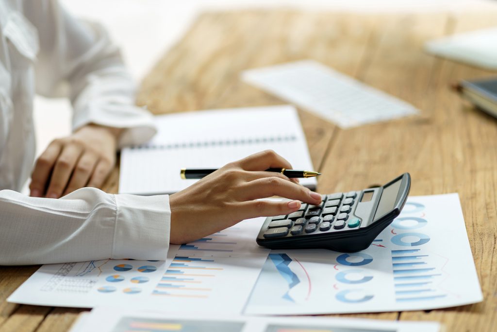 A female account making some calculations